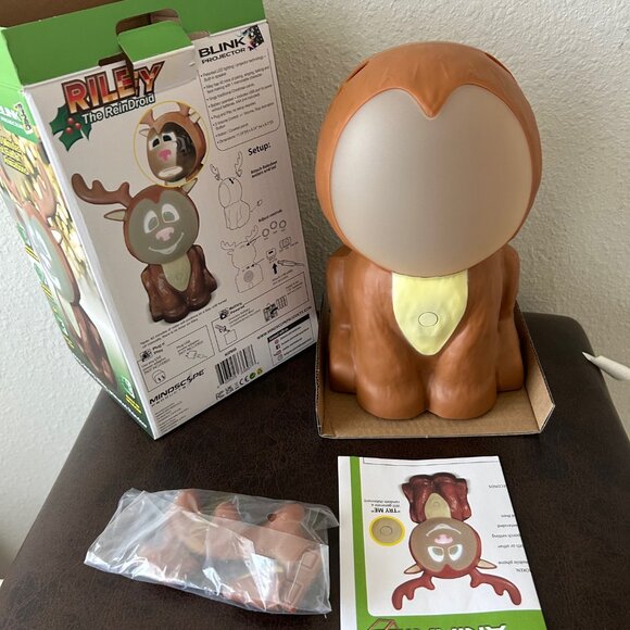 Cinemates Riley The ReinDroid Animated Reindeer Talking, Singing, Joking-NEW - Picture 7 of 8